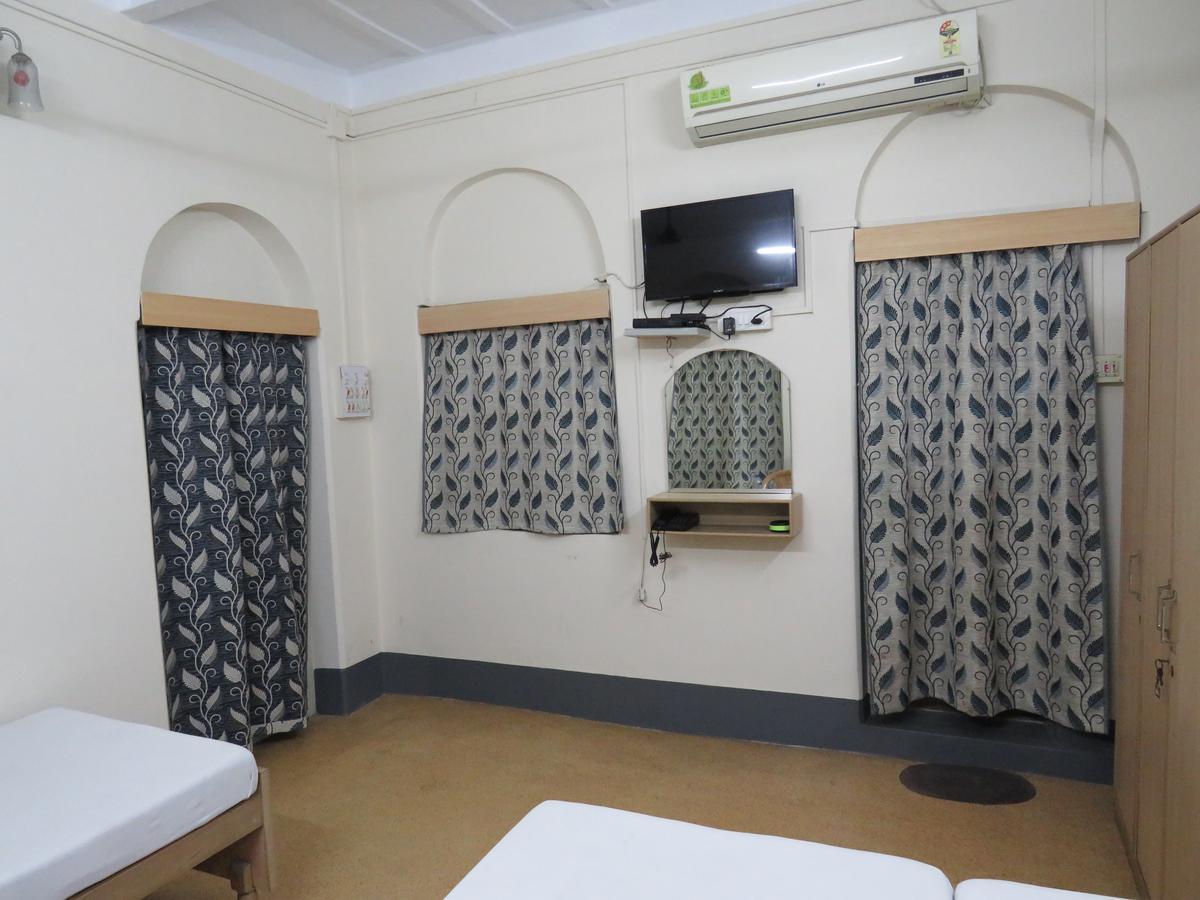 Shaw Guest House Calcutta Buitenkant foto